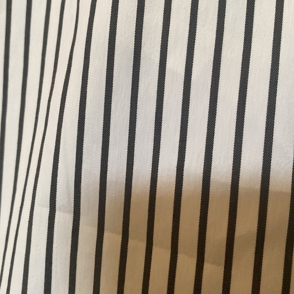 Express original fit size S black and white striped button-down shirt - Picture 4 of 5